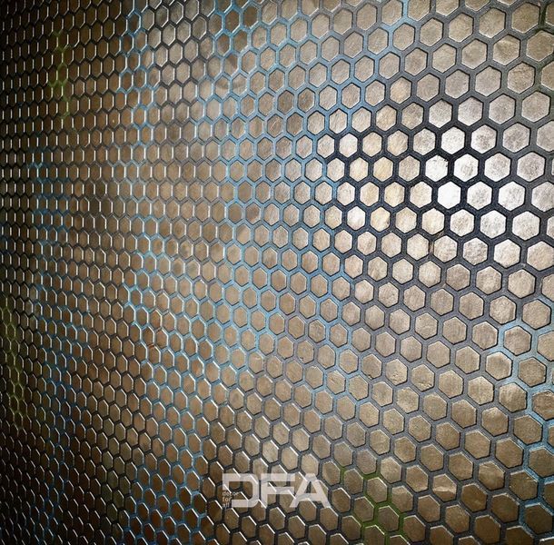 Трафарет DFA многоразовый для декоративной штукатурки Геометрия Соты малые для штукатурки и краски 0,3-1мм (G00030) G00030 фото